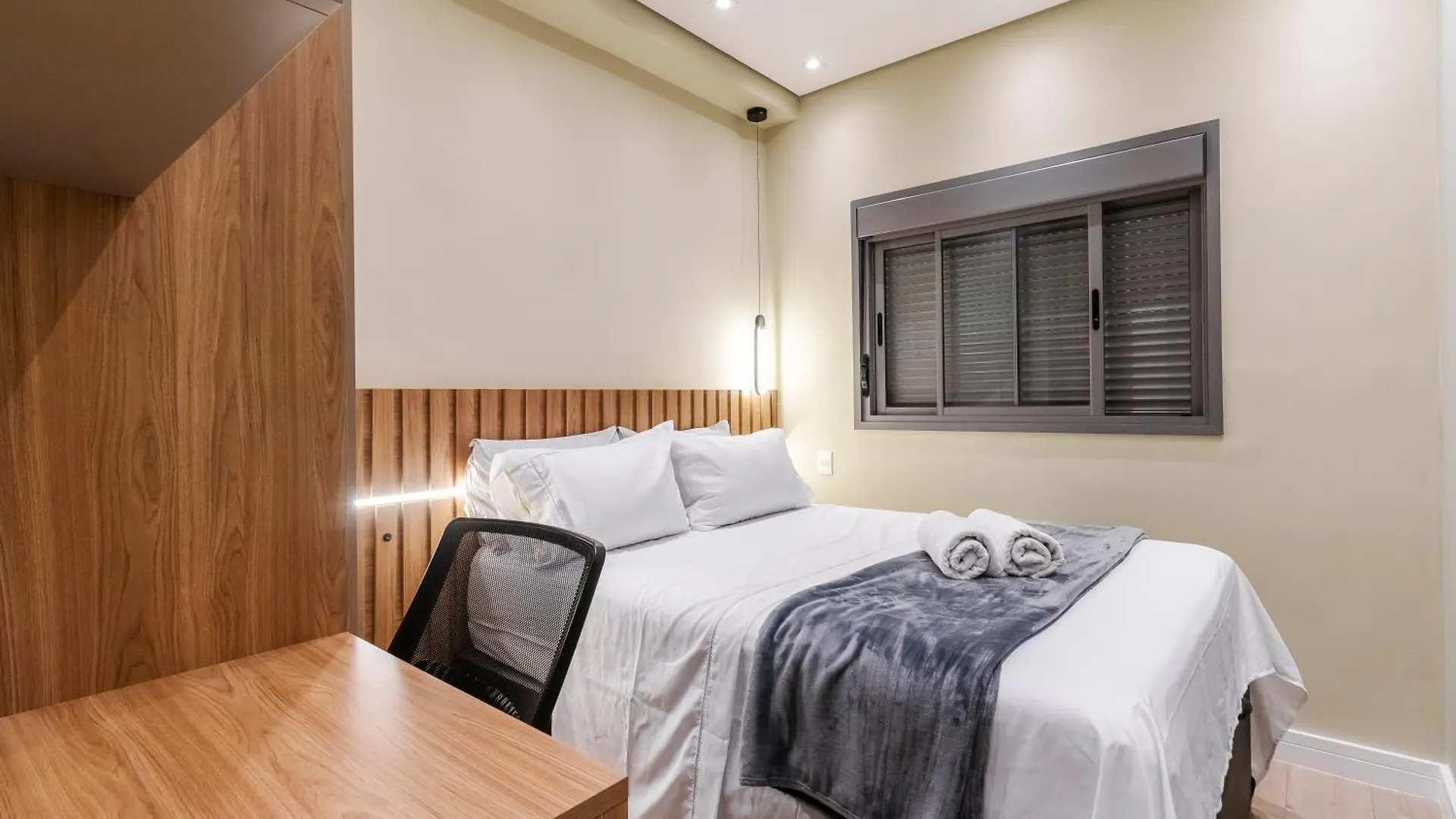 Apto Quarto E Sala Completo Prox Paulista Com Vaga De Garagem Sao Paulo